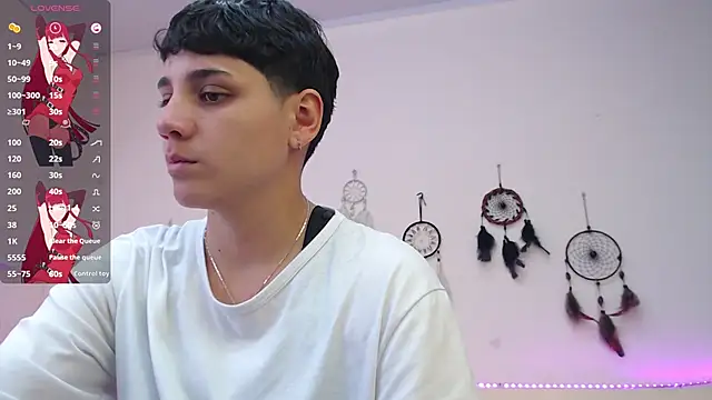 Snapshot of bad_giirl_ chatting on 03-13-25, 06:23 bad giirl  online show from 03-13-25, 06:23