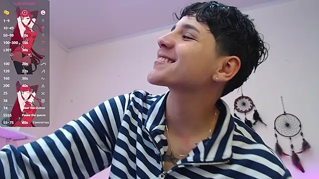 Snapshot of bad_giirl_ chatting on 03-14-25, 04:09 bad giirl  online show from 03-14-25, 04:09