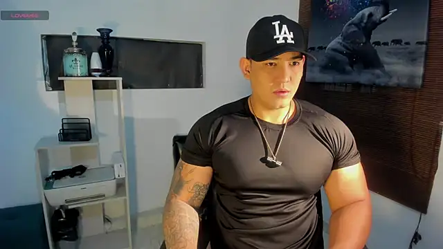 Snapshot of Colton_Massif chatting on 12-30-24, 01:37 Colton Massif online show from 12-30-24, 01:37