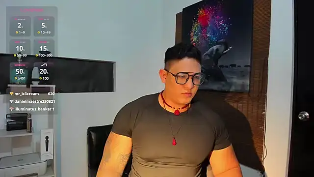 Snapshot of Colton_Massif chatting on 01-09-25, 09:48 Colton Massif online show from 01-09-25, 09:48