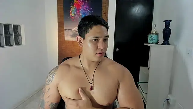 Snapshot of Colton_Massif chatting on 03-08-25, 02:34 Colton Massif online show from 03-08-25, 02:34