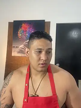 Snapshot of Colton_Massif chatting on 03-12-25, 02:41 Colton Massif online show from 03-12-25, 02:41