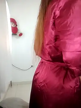 lorenitabella online show from 04-15-26, 08:09