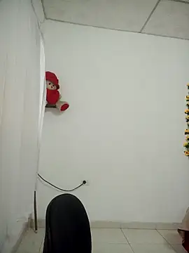 lorenitabella online show from 04-16-26, 09:39