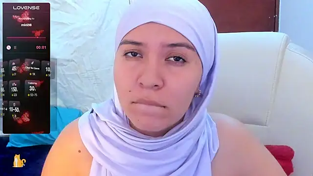 MatchedEyebrow online show from 02-02-25, 11:42