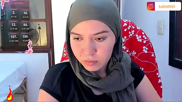 MatchedEyebrow online show from 11-04-25, 08:30