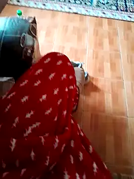 feet toes online show from 03-17-25, 06:07