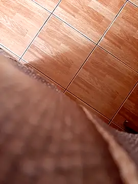 feet toes online show from 03-22-25, 05:49