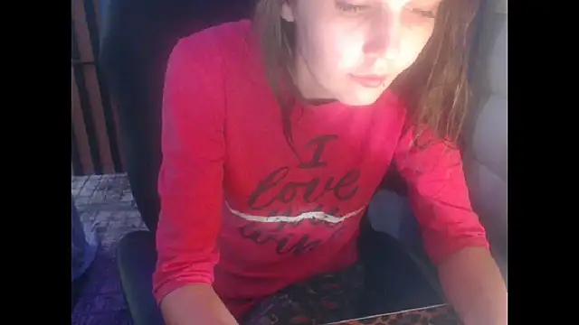 Snapshot of Laco-cO chatting on 12-03-24, 08:17 Laco-cO online show from 12-03-24, 08:17