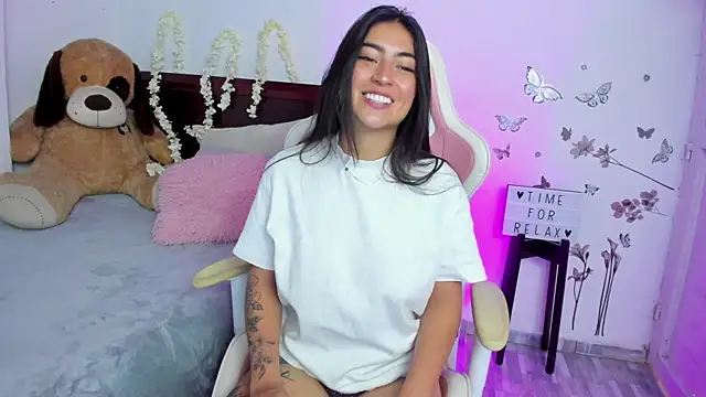 Blue Petite online show from 03-05-25, 04:46