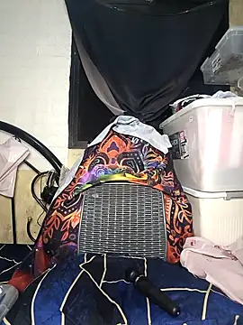  Shimmerlyn  online show from 03-09-26, 12:20