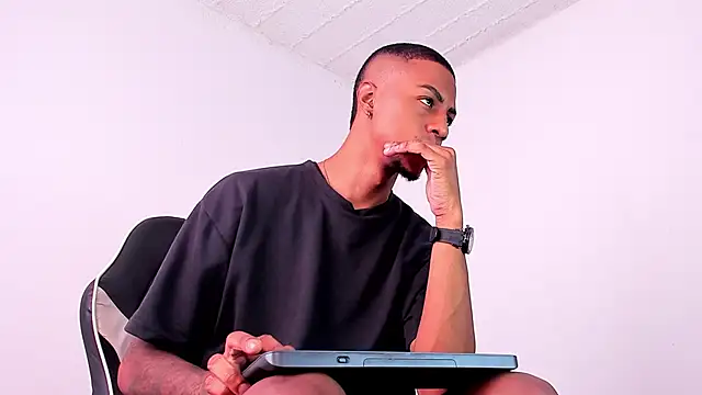 YeremiBrowm online show from 02-19-25, 07:16