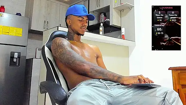 YeremiBrowm online show from 11-08-25, 07:12