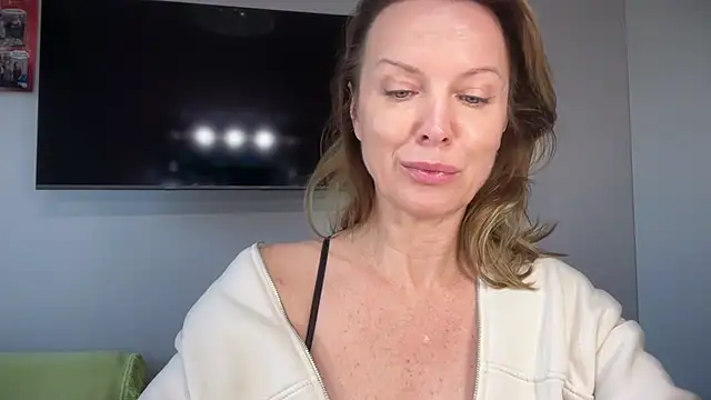 RachellAmazing online show from 10-01-25, 12:11