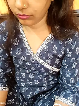 Snapshot of Diya_143 chatting on 02-25-25, 08:36 Diya 143 online show from 02-25-25, 08:36