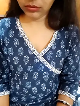 Snapshot of Diya_143 chatting on 03-01-25, 03:38 Diya 143 online show from 03-01-25, 03:38