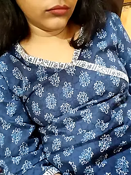 Snapshot of Diya_143 chatting on 03-01-25, 06:43 Diya 143 online show from 03-01-25, 06:43