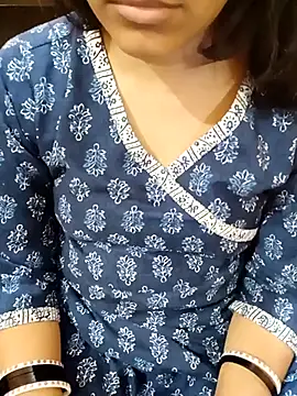 Snapshot of Diya_143 chatting on 03-02-25, 08:29 Diya 143 online show from 03-02-25, 08:29