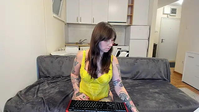 StacyTigerr online show from 01-12-25, 08:57