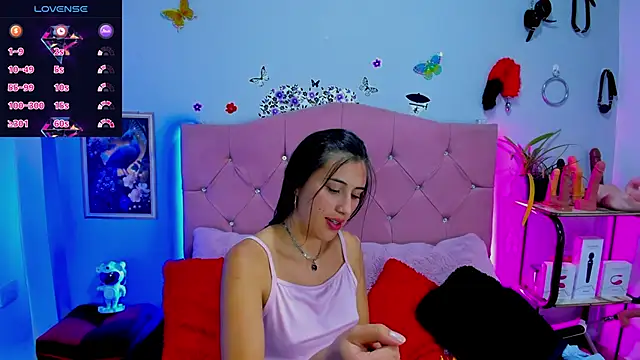 Snapshot of brenda_moris01 chatting on 02-06-25, 03:16 brenda moris01 online show from 02-06-25, 03:16