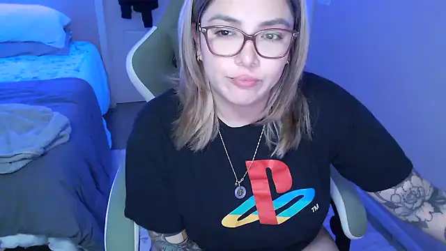 Snapshot of nativepumpkin95 chatting on 02-17-25, 01:58 nativepumpkin95 online show from 02-17-25, 01:58