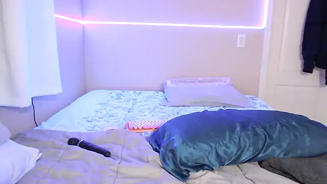 Snapshot of nativepumpkin95 chatting on 02-19-25, 05:05 nativepumpkin95 online show from 02-19-25, 05:05