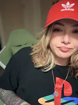 Snapshot of nativepumpkin95 chatting on 03-10-25, 04:49 nativepumpkin95 online show from 03-10-25, 04:49