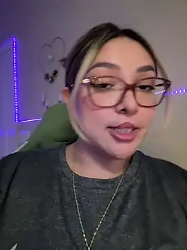 Snapshot of nativepumpkin95 chatting on 03-18-25, 03:53 nativepumpkin95 online show from 03-18-25, 03:53