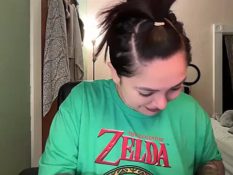 Snapshot of nativepumpkin95 chatting on 11-18-25, 08:46 nativepumpkin95 online show from 11-18-25, 08:46