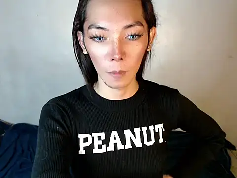 Snapshot of perly_169 chatting on 12-22-24, 04:17 perly 169 online show from 12-22-24, 04:17