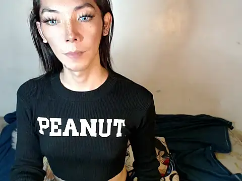 Snapshot of perly_169 chatting on 12-22-24, 07:22 perly 169 online show from 12-22-24, 07:22