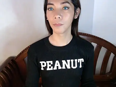 Snapshot of perly_169 chatting on 01-18-25, 11:11 perly 169 online show from 01-18-25, 11:11