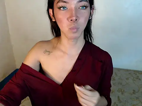 Snapshot of perly_169 chatting on 03-22-25, 07:09 perly 169 online show from 03-22-25, 07:09