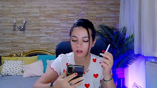 PlayfulElla online show from 02-21-25, 11:44