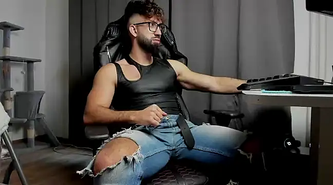 liamaesthetic online show from 03-05-25, 06:12