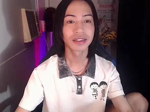 Snapshot of Lemonadexxx chatting on 11-18-25, 08:19 Lemonadexxx online show from 11-18-25, 08:19