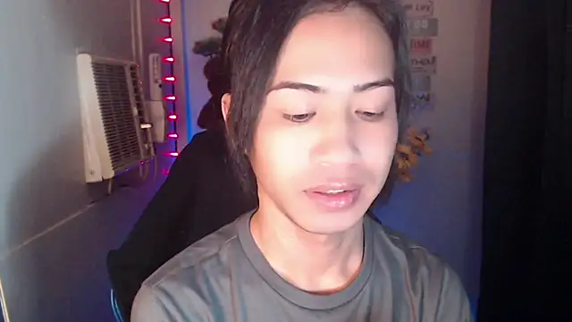 Snapshot of Lemonadexxx chatting on 12-20-25, 10:33 Lemonadexxx online show from 12-20-25, 10:33