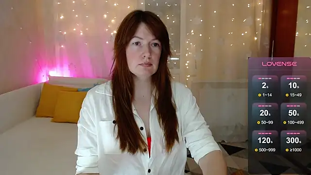 Snapshot of Kira_land chatting on 01-26-25, 05:23 Kira land online show from 01-26-25, 05:23