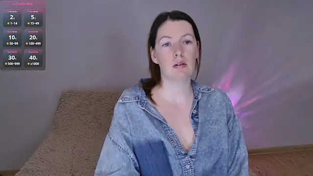 Snapshot of Kira_land chatting on 09-10-25, 08:53 Kira land online show from 09-10-25, 08:53