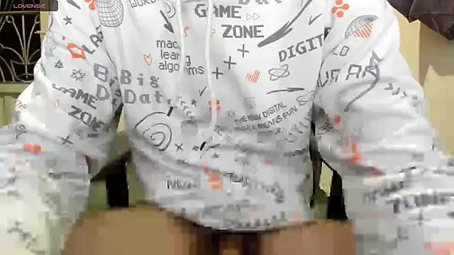 Snapshot of Jeff_Walton@xh chatting on 01-19-25, 04:22 Jeff Waltonxh online show from 01-19-25, 04:22