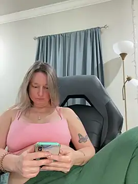 Vivian MayXxX online show from 12-04-24, 05:49