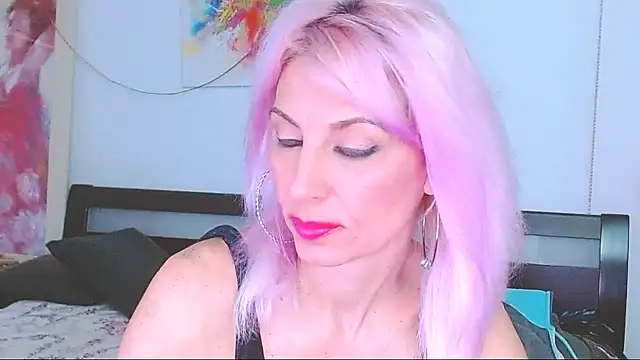 Snapshot of HoneyLara chatting on 03-05-25, 12:16 HoneyLara online show from 03-05-25, 12:16