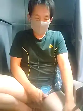 Snapshot of tarou08700870 chatting on 12-17-24, 08:34 tarou08700870 online show from 12-17-24, 08:34