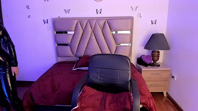 Snapshot of cristie_ortiz chatting on 02-04-25, 01:13 cristie ortiz online show from 02-04-25, 01:13