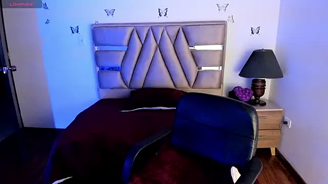 Snapshot of cristie_ortiz chatting on 02-20-25, 03:45 cristie ortiz online show from 02-20-25, 03:45