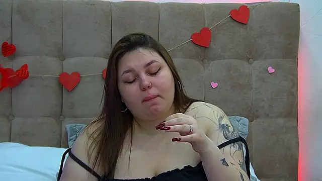 Snapshot of LillianKim chatting on 02-16-25, 10:10 LillianKim online show from 02-16-25, 10:10