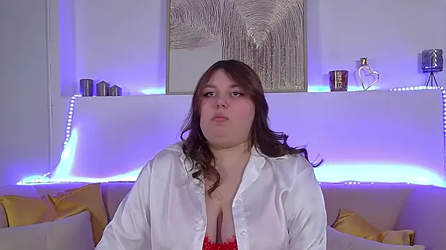 Snapshot of LillianKim chatting on 02-25-25, 12:36 LillianKim online show from 02-25-25, 12:36