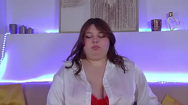 Snapshot of LillianKim chatting on 02-25-25, 03:42 LillianKim online show from 02-25-25, 03:42