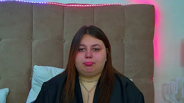 Snapshot of LillianKim chatting on 09-12-25, 06:30 LillianKim online show from 09-12-25, 06:30