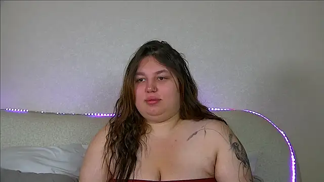 Snapshot of LillianKim chatting on 09-29-25, 06:46 LillianKim online show from 09-29-25, 06:46